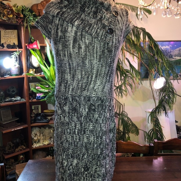 Womens black and white knit sweater dress. Small - Picture 3 of 8